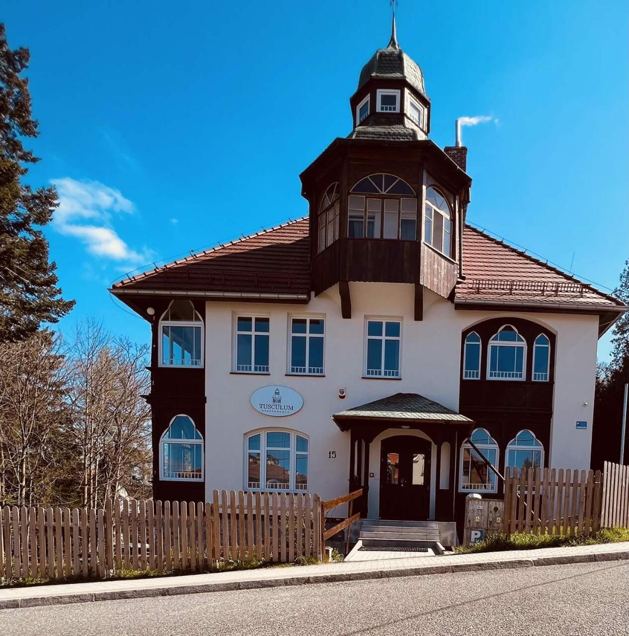 Willa Tusculum Swieradow-Zdroj Exterior photo